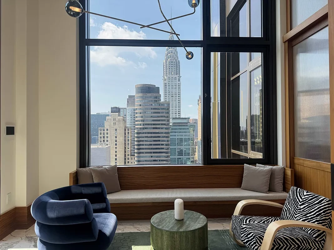 135 East 47th Street #22E
